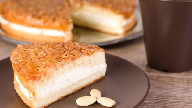 Dieser Germteig-Kuchen ist ein Klassiker unter den Mehlspeisen - wie aus Omas Küche.