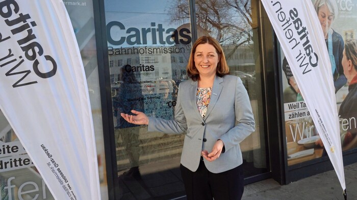 Caritas-Direktorin Nora Tödtling-Musenbichler eröffnete am Montag die Bahnhofsmission in Graz.