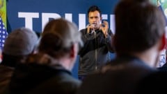 Vivek Ramaswamy am Montag bei einer Wahlveranstaltung im US-Bundesstaat Iowa (Bild: ASSOCIATED PRESS)