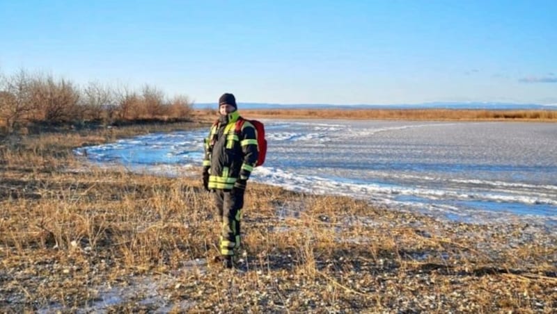 Die Einsatzkräfte durchkämmen die Gegend vor allem rund um Rust und Podersdorf. (Bild: FF Podersdorf)