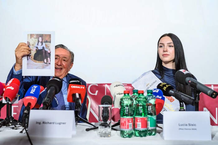 Auch „Miss Vienna“ Lucia Sisic wird in der Loge von Richard Lugner zu Gast sein. Bereits am Mittwoch war sie bei der Pressekonferenz in der Lugner City dabei.