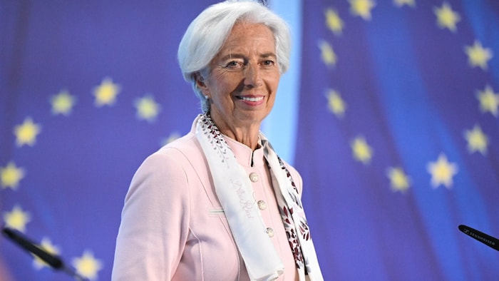 EZB-Präsidentin Christine Lagarde blickt auf eine sich erholende Inflation. Aber die Konjunktur ...