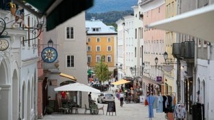 In Hallein treten acht Listen und sieben Kandidaten bei der Gemeinderats- und Bürgermeisterwahl an. (Bild: ANDREAS TROESTER)