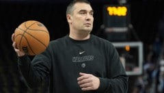 Große Trauer um Warriors-Assistenztrainer Dejan Milojevic (Bild: Copyright 2023 The Associated Press. All rights reserved)