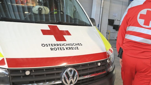 Salı günü Birkfeld'de meydana gelen trafik kazasında bir kadın yaralandı. Park halindeki bir araç bir otoparkın üzerine yuvarlanmıştı (sembolik görüntü). (Bild: Uta Rojsek-Wiedergut)