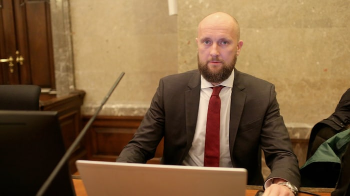 Anwalt Florian Kreiner verteidigt den älteren Schläger in Wien. 