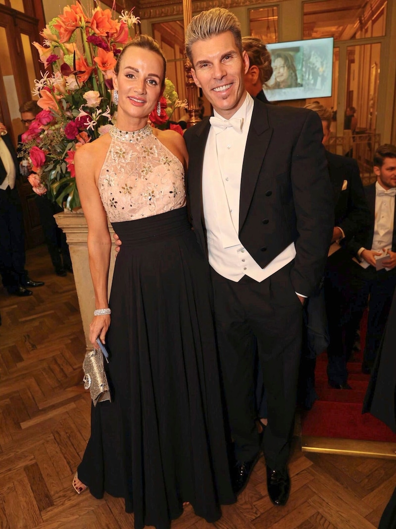 Runtastic-Gründer Florian Gschwandtner mit Ehefrau Magdalena Henkel (Bild: Starpix/ Alexander TUMA)