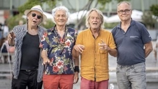 Das Krautrock-Kultkollektiv Guru Guru rund um Mani Neumeier (2.v.l.) in aktueller Verfassung. (Bild: Guru Guru)