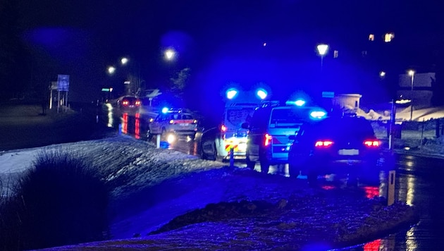 Kurz nach 17.30 Uhr kam es in Achenkirch zu dem verheerenden Unfall mit Fahrerflucht. (Bild: zoom.tirol)