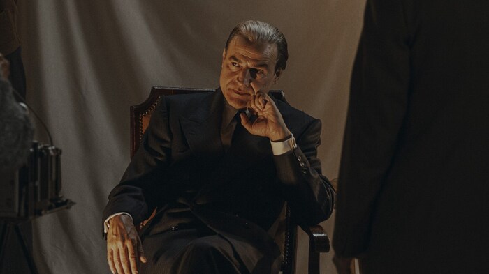 Mit viel Eleganz nimmt sich der Schauspieler Alberto San Juan seinem Protagonisten Cristóbal ...