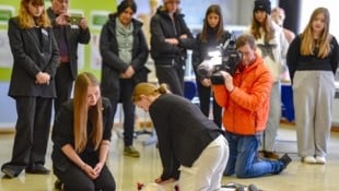 Das Interesse an den Präsentationen in der HLW Kufstein war groß. (Bild: Hubert Berger)