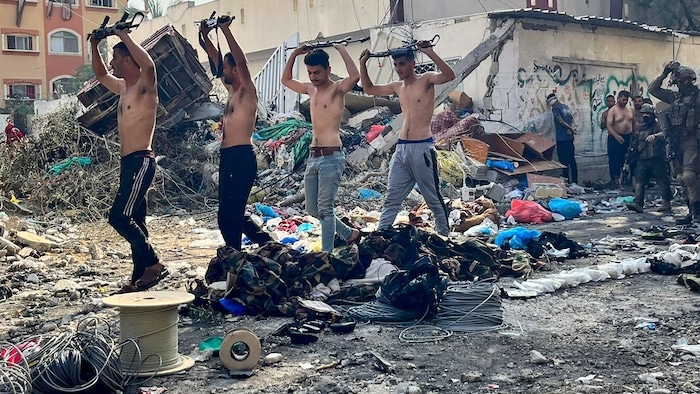 Biden is putting pressure on Israel regarding the war in the Gaza Strip.