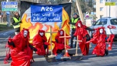 Aktivistinnen und Aktivisten von „Extinction Rebellion“ demonstrierten in Linz. (Bild: © Harald Dostal / 2024)