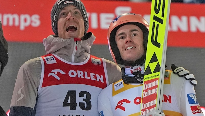 Michael Hayböck (links) und Stefan Kraft