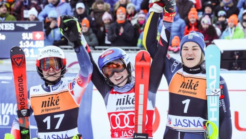 Das Podium in Jasna: Ljutic, Shiffrin und Swenn-Larsson (v. li. n. re.) (Bild: GEPA pictures)