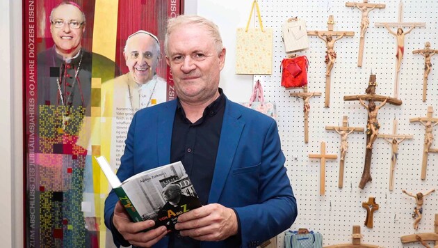 Johannes Stipsits will fleißige Kirchenbeitragszahler mit günstigen Martinus-Strom-Tarifen belohnen. (Bild: Reinhard Judt)