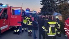 Laut der Freiwilligen Feuerwehr Leobendorf war ein Großaufgebot an Rettungskräften am Unfallort im Einsatz. (Bild: FF Leobendorf)