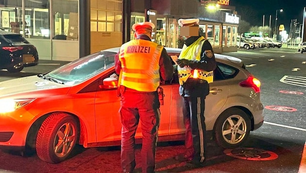 A drugged driver was stopped in Oberwart - he did not have a driver's license. (Bild: Christian schulter, Krone KREATIV)