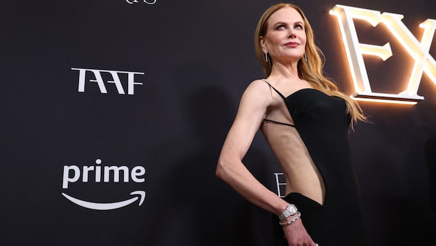 Nicole Kidman wählte ein atemberaubendes Kleid für die „Expats“-Premiere. (Bild: APA/AFP/Charly TRIBALLEAU)