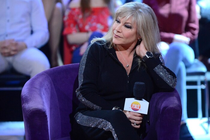 Fox musste das Flugzeug verlassen.