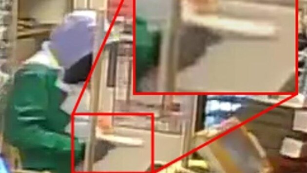Der Mann war mit einer Softgun bewaffnet. (Bild: LPD OÖ)