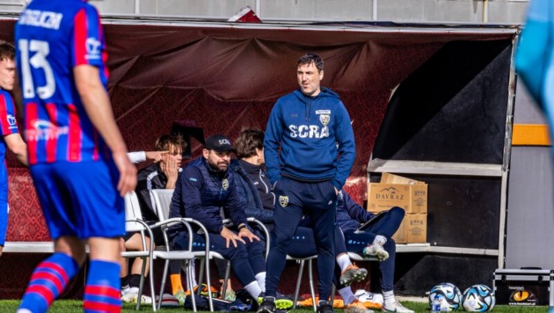 Altach-Coach Joachim Standfest war ob der Vorfälle verärgert. (Bild: Selina Meier)