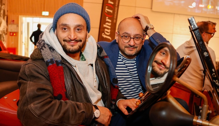 Arash T. Riahi und Arman T. Riahi führten Regie