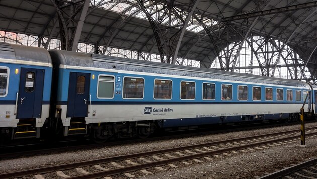 Ein tschechischer Zug (Bild: stock.adobe.com/mino21)