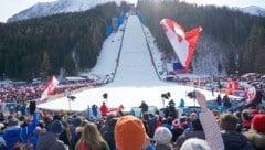 Beim Skifliegen am Kulm ist immer viel los. (Bild: Sepp Pail)