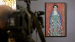 Gustav Klimts Fräulein Lieser kam Mittwochabend unter den Hammer (Bild: APA/Roland Schlager)