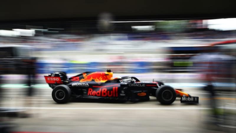 Eines der Highlights der Ausstellung ist der Red-Bull-Bolide, mit dem MaxVerstappen 2021 sensationell Weltmeister wurde. (Bild: Getty Images / Red Bull Content Pool)