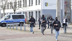 Im deutschen Baden-Württemberg hat ein Schüler eine Mitschülerin einer Lehranstalt getötet. (Bild: APA/dpa/René Priebe)