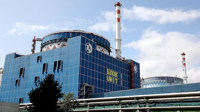 The Khmelnytsky nuclear power plant in the west of the country is to be expanded. (Bild: APA/AFP/Anatolii STEPANOV)