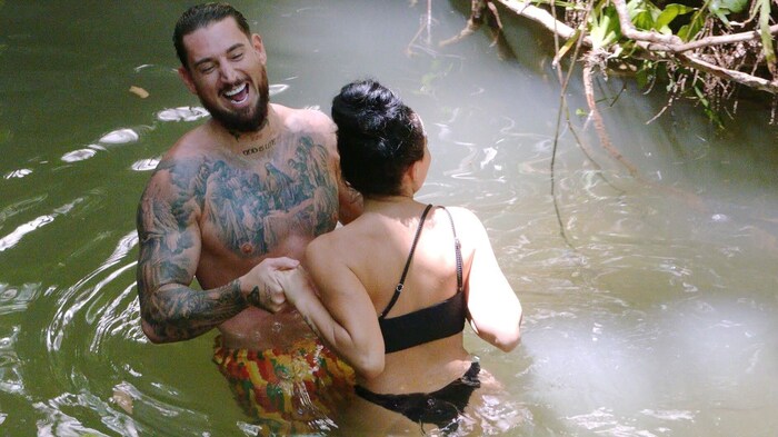 Mike hatte mit Leyla im Weiher eine schöne Zeit ...