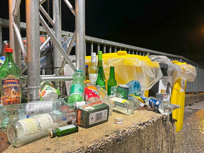 Kein Bier vom Zapfhahn und wenig Pfand: Es gäbe nachhaltiger Lösungen.