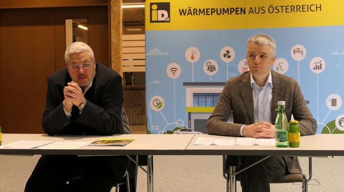 Gaben Einblicke in das vergangene Geschäftsjahr: GF Hans-Jörg Hoheisel (li.) und GF Christoph Bacher