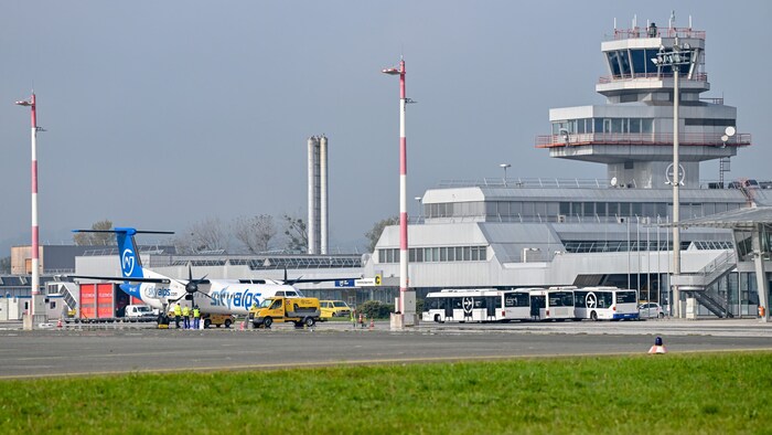 Hauptverursacher, nicht Schuldiger für die Trinkwasserverunreinigung: der Flughafen ...