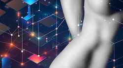 Das Geschäft mit der virtuellen Entkleidung boomt. (Bild: stock.adobe.com, Krone KREATIV)