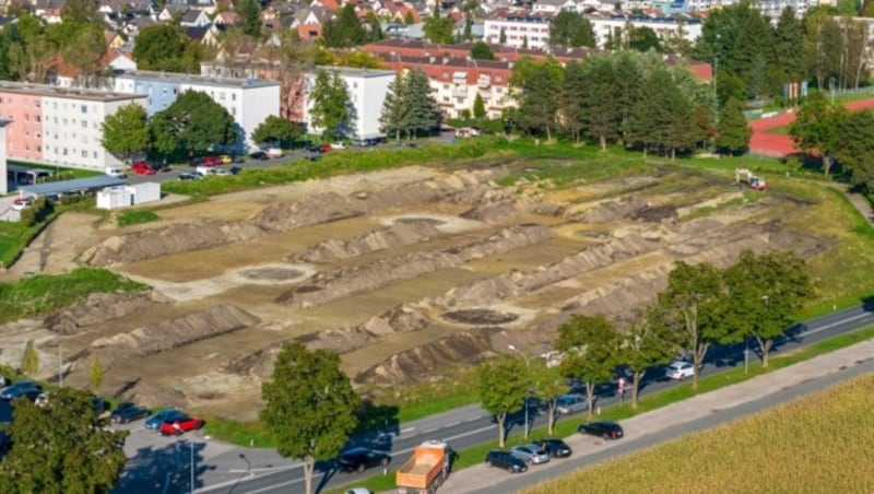 Das Hallenbad entsteht zwischen Leopold-Wagner-Arena und Stadion. (Bild: Stadtwerke)