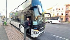 Pendler, die um 3:54 Uhr in Güssing wegfahren, müssen jetzt über Oberwart ihre Reise nach Wien antreten. Das sorgt für Unmut. (Bild: Christian Schulter)