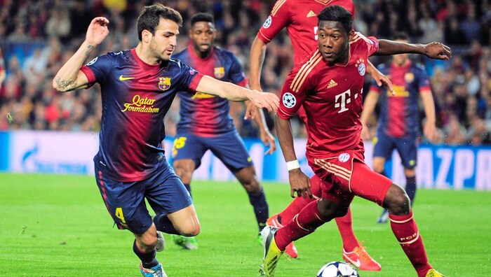 Cesc Fabregas (li.) geigte einst in der Champions League für Barca gegen David Alaba - jetzt ist ...