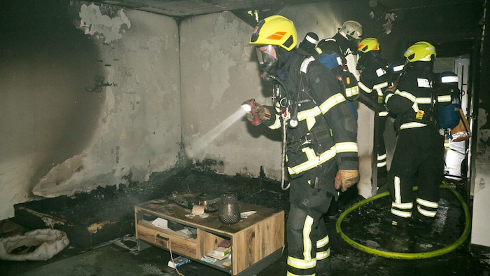 Die Feuerwehr Koblach entdeckte im Wohnzimmer einen Brandherd