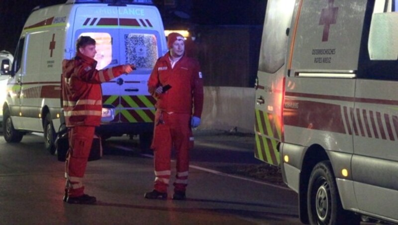 Die beiden Verletzten wurden in Krankenhäuser Bregenz bzw. Dornbirn gebracht. (Bild: Maurice Shourot)