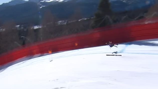 Valerie Grenier wurde von der Piste in Cortina brüsk abgeworfen. (Bild: Screenshot orf.at)