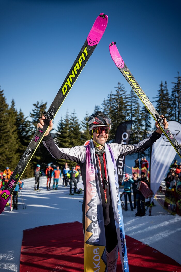 Der Werfenwenger ließ sich im Ziel gebührend feiern.
