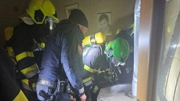 Nur mit schwerem Atemschutz konnte die Wohnung betreten werden