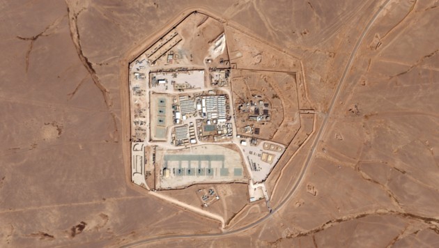 Der Stützpunkt Tower 22 (das Bild zeigt eine Luftaufnahme) in Jordanien war Ziel der Drohnenattacke. (Bild: ASSOCIATED PRESS)