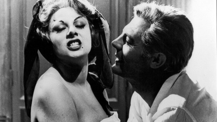 Sandra Milo mit Marcello Mastroianni im Fellini-Film „Achteinhalb“