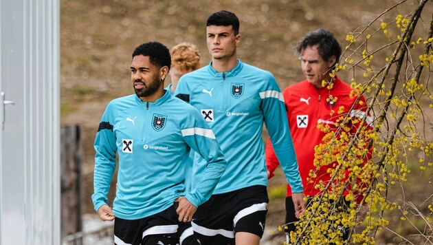 Flavius Daniliuc (Mi.) und Philipp Mwene. (Bild: Mario Urbantschitsch)