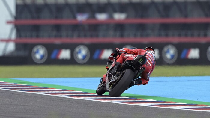 Francesco Bagnaia ist auch heuer wieder der große Gejagte - allerdings nicht Argentinien.